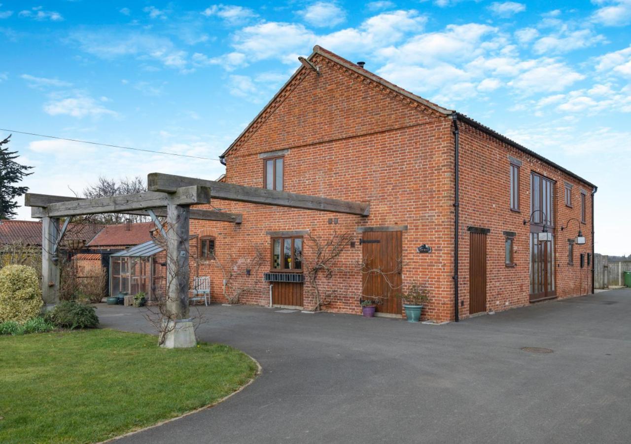 Vila Elms Barn Wangford Exteriér fotografie