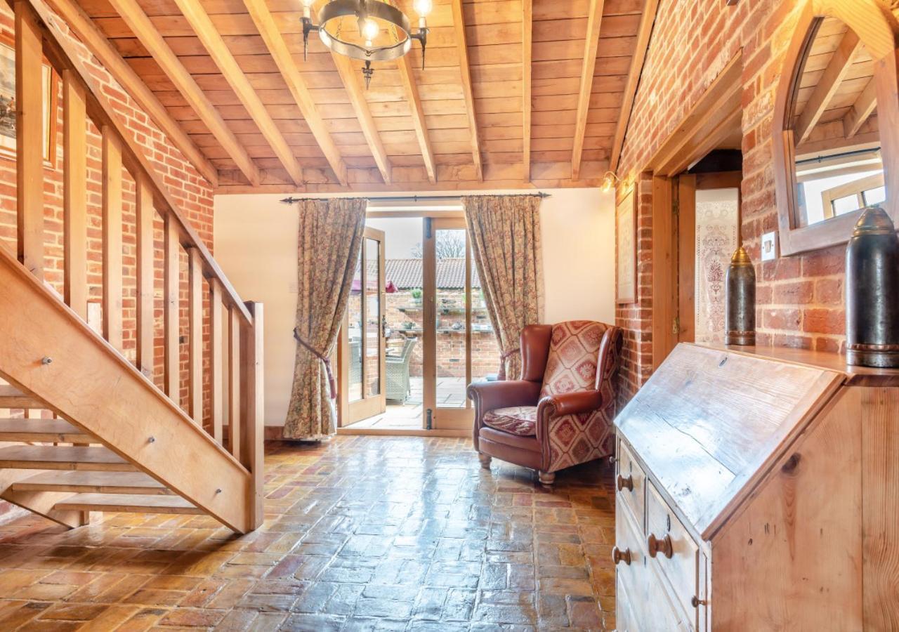 Vila Elms Barn Wangford Exteriér fotografie